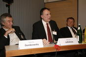 Podium - Prof. Dr. Wolf Dombrowsky - Prof. Dr. Martin Löffelholz - Prof. Dr. Hermann J. Thomann