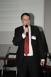 Prof. Dr. Martin Löffelholz, TU Ilmenau, Moderator AG II