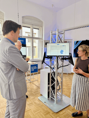 Austausch zwischen Wissenschaft und Politik